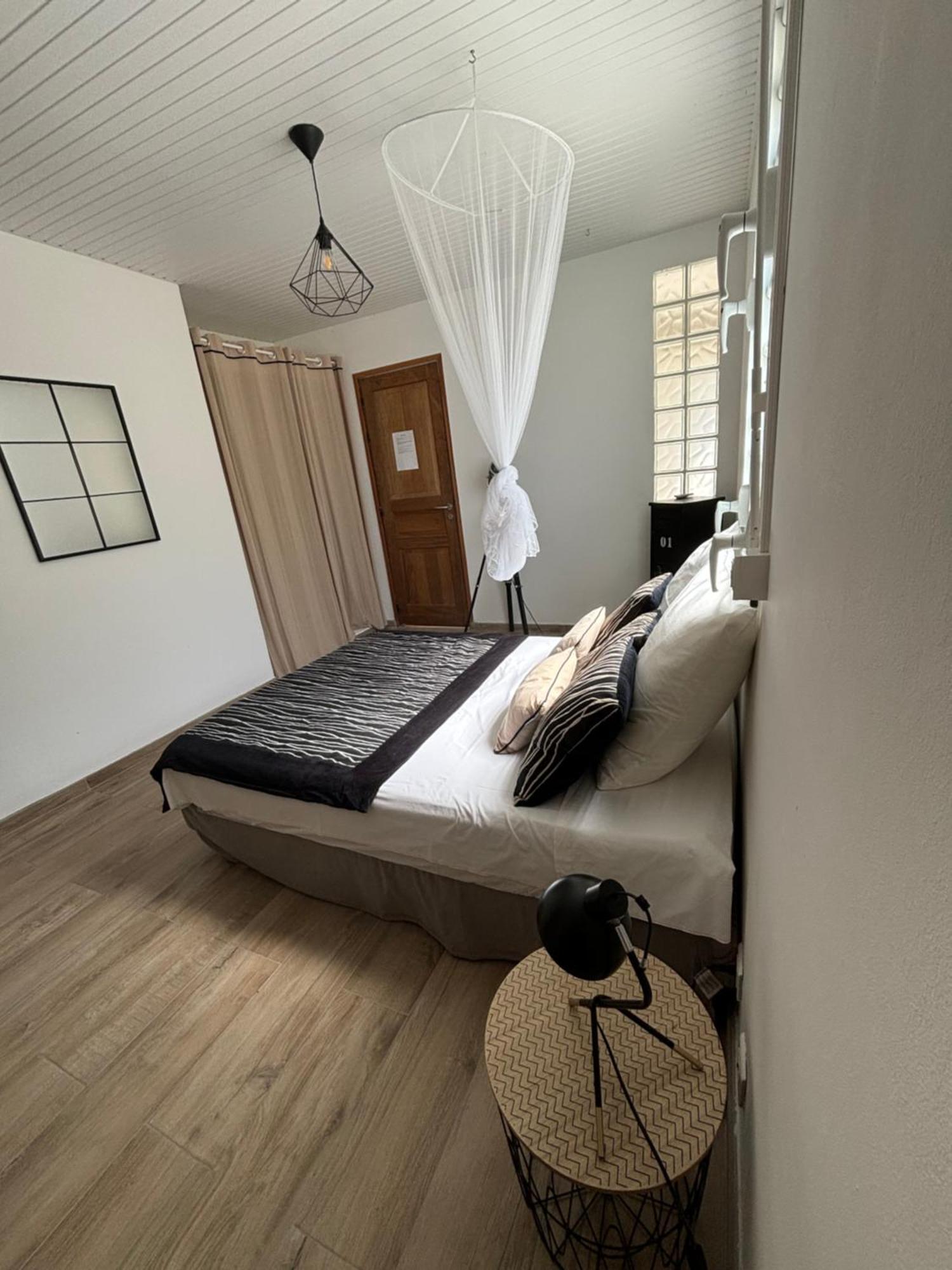 Villa Ansalane Quartiers Anse a l'Ane エクステリア 写真